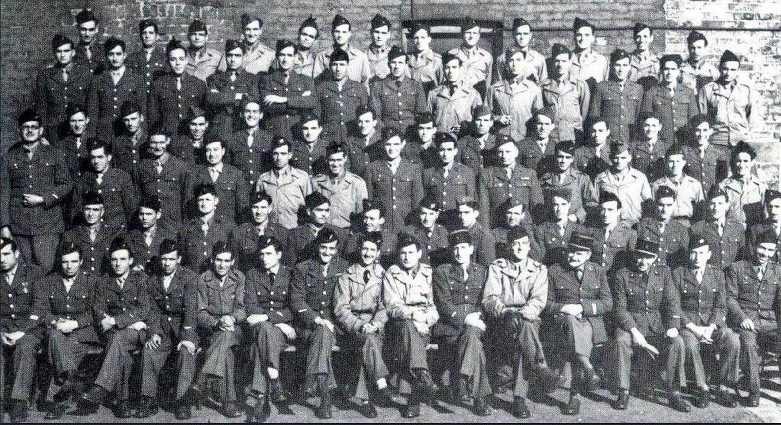 Exiliados españoles que participaron en la liberación de París en agosto de 1944