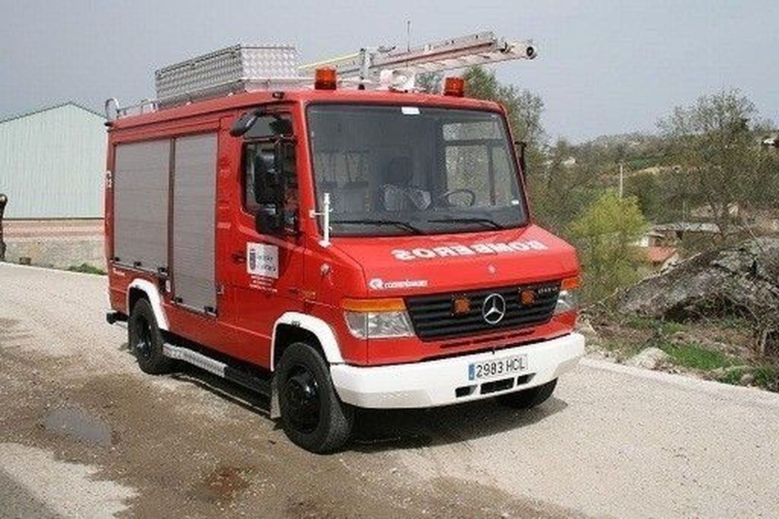 Dos heridos en el incendio de una vivienda en Gomecello