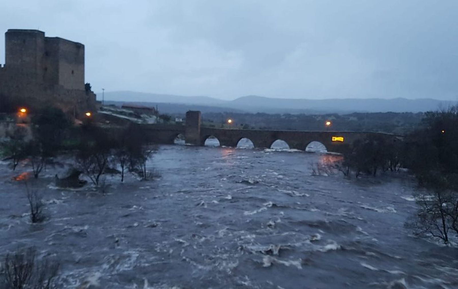 Tormes puente del congosto