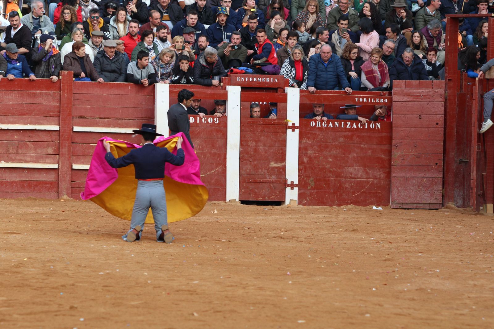 Chaves, El Capea y Pérez Pinto abren la Puerta Grande en el primer festival del Carnaval de Ciudad Rodrigo de 2023