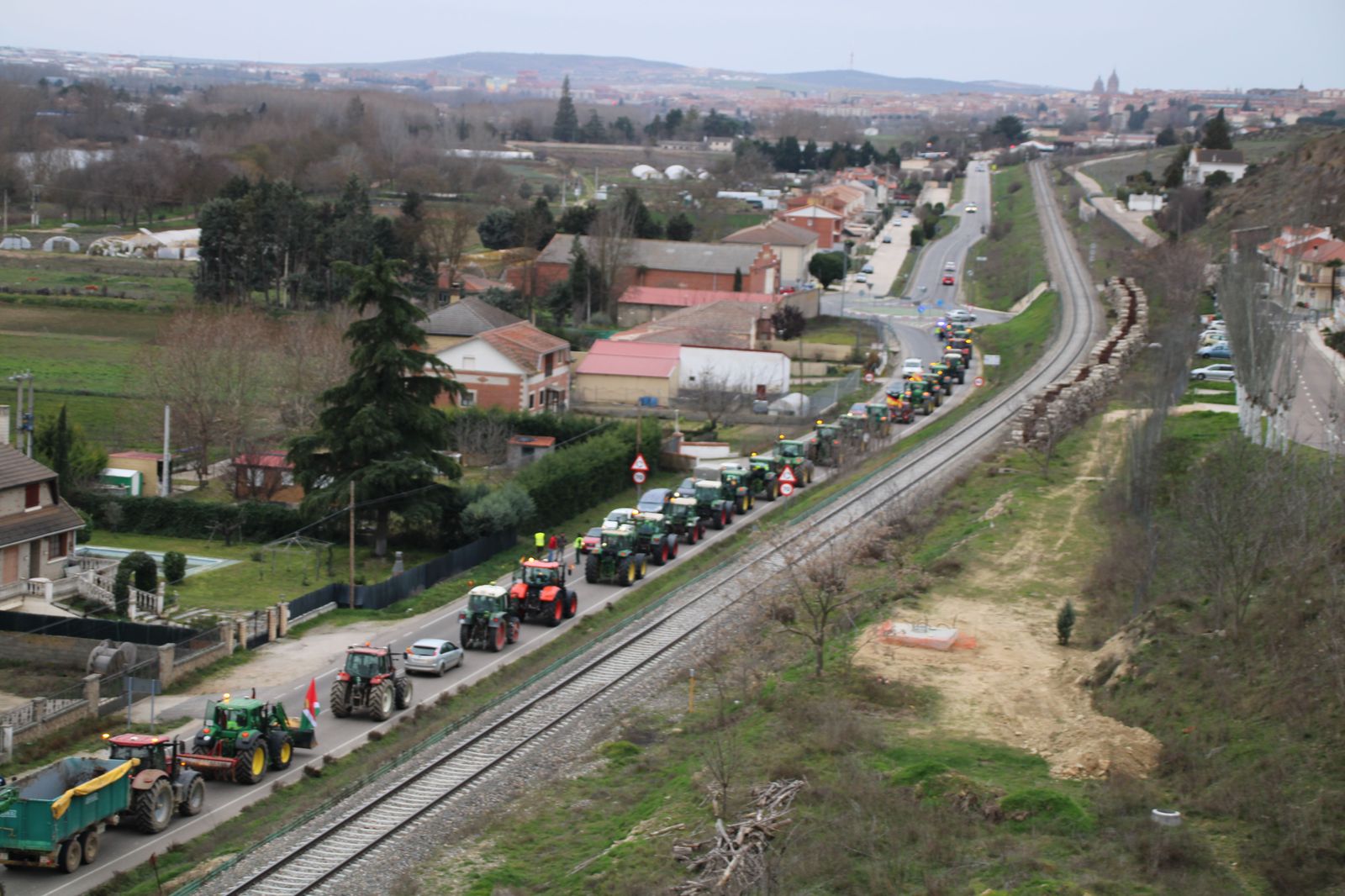 GALERÍA | Jornada de protestas del campo: Cabrerizos, Castellanos de Moriscos, Helmántico, Centro y E.Leclerc