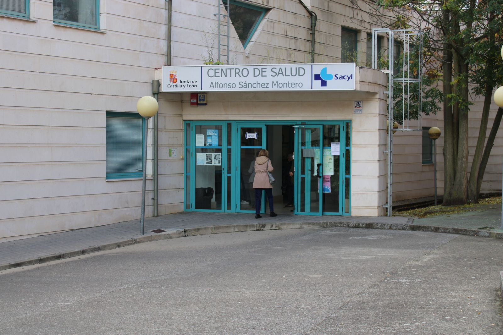 Centro de Salud Alfonso Sánchez Moreno en el barrio de Pizarrales. Foto SALAMANCA24HORAS.