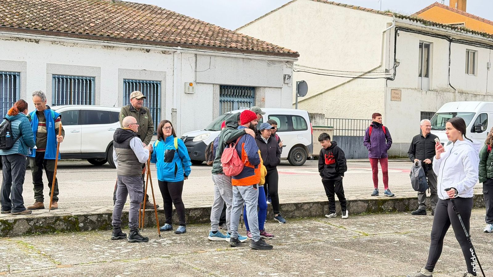 Marcha senderista en Vilvestre