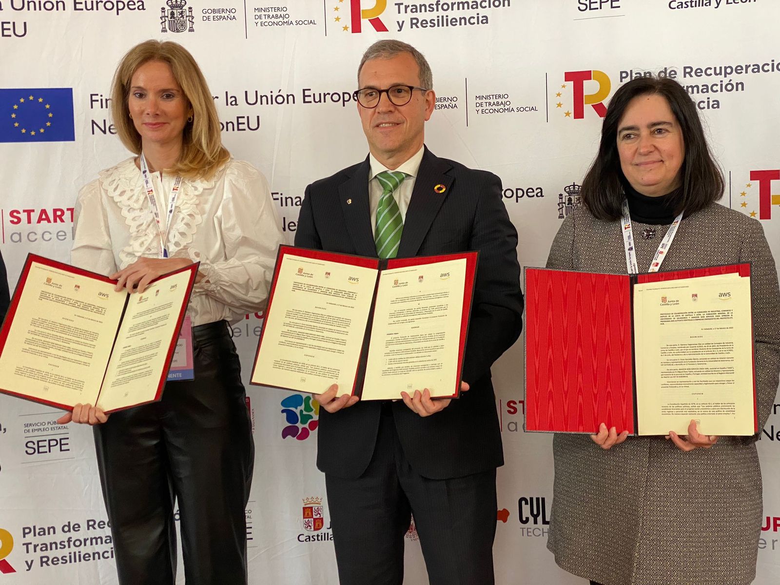 Firma del protocolo de colaboración