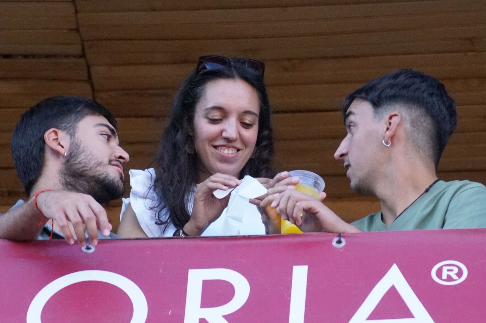 Así han vivido los salmantinos el primer festejo de la feria taurina 2025: imágenes del ambiente en los tendidos y en el patio de cuadrillas