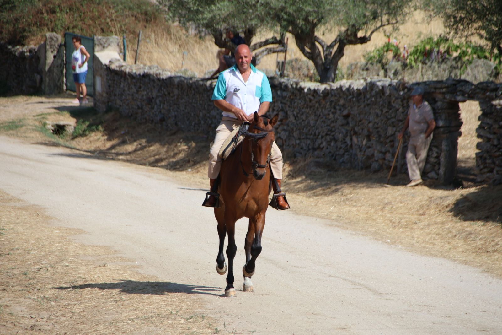 Lumbrales encierro a caballo