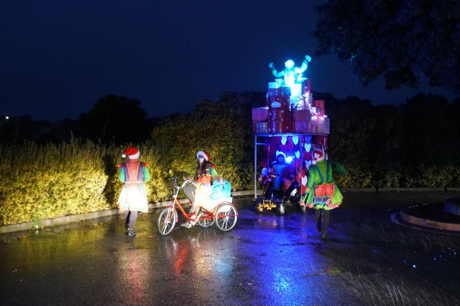 El Encinar recibe la visita de Papa Noel