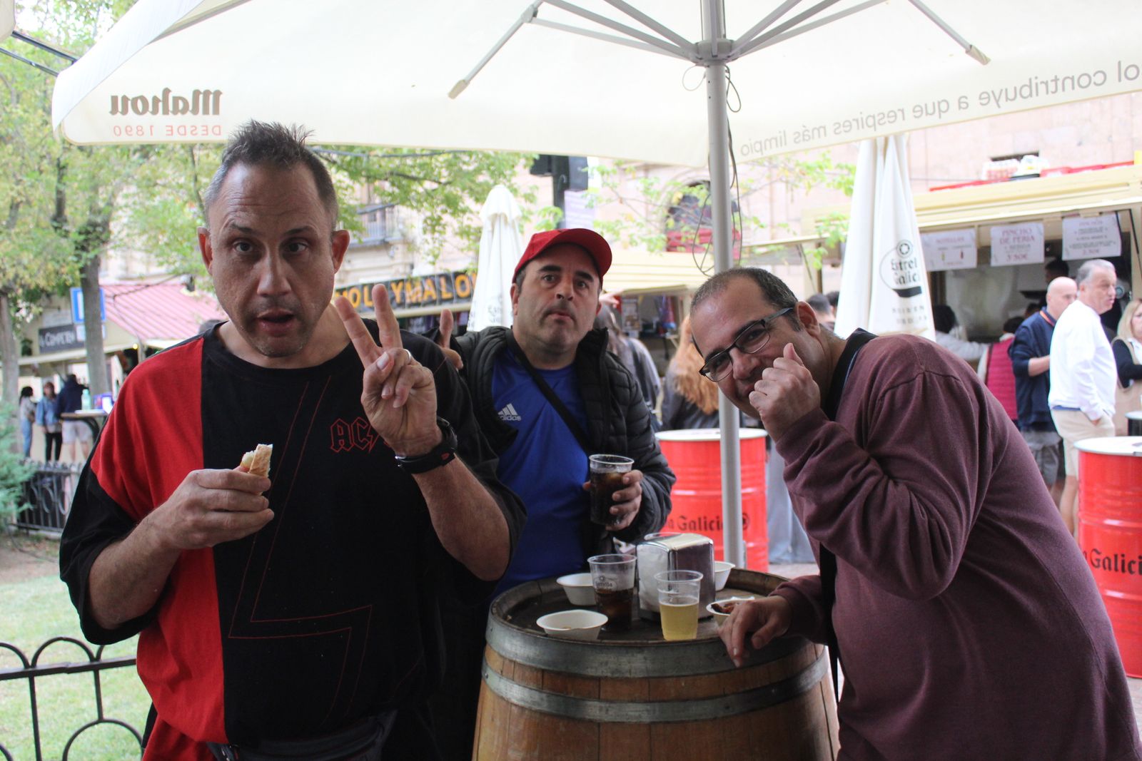 Ambiente en la Feria de Día en el mediodía de este miercoles