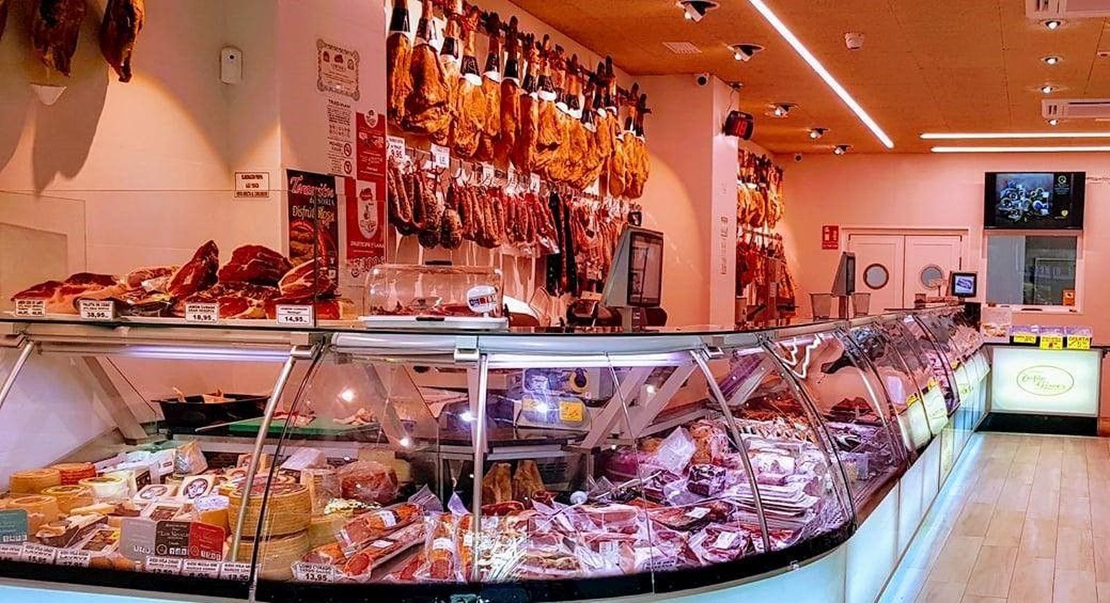 Imagen del establecimiento FACEBOOK