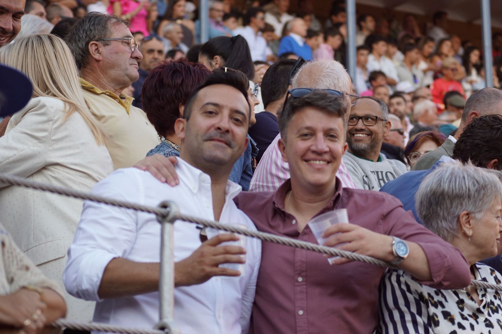 Así ha vivido la afición salmantina el adiós a la feria desde los tendidos: imágenes del ambiente en la corrida concurso