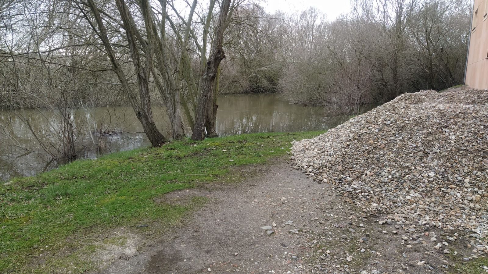 Obras de mejora en la ribera del río de Alba de Tormes