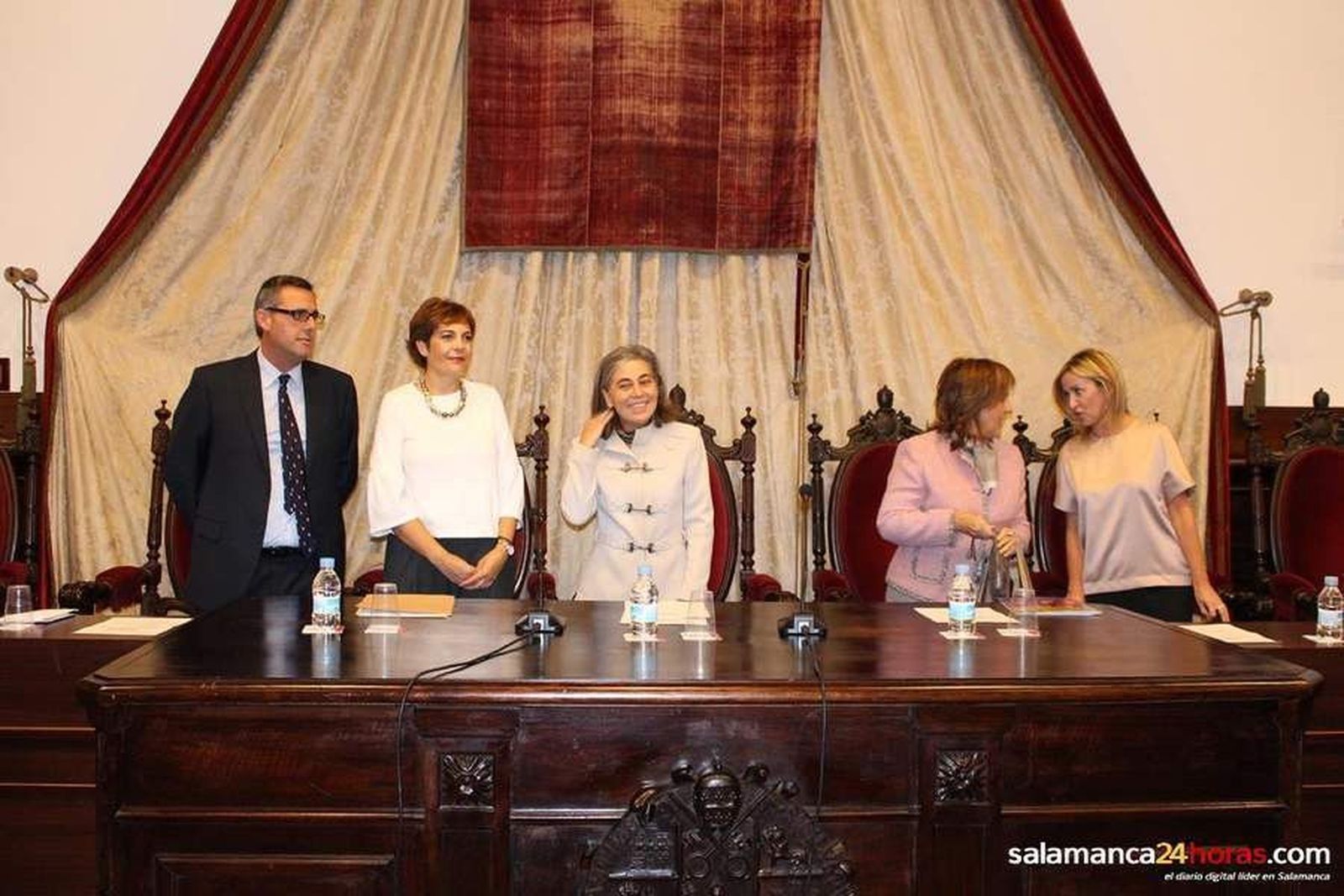 El millar de alumnos de la Experiencia de la USAL empiezan el curso