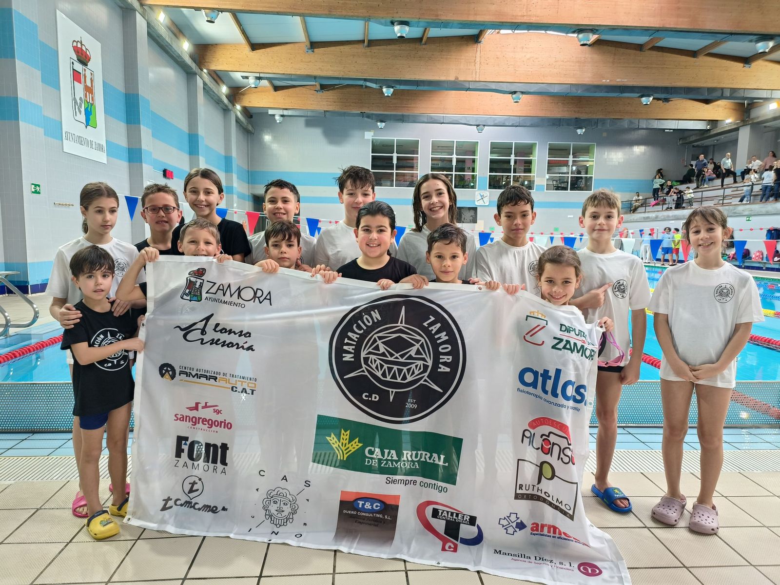 La categoría Benjamín y Prebenjamín del CD Natación Zamora