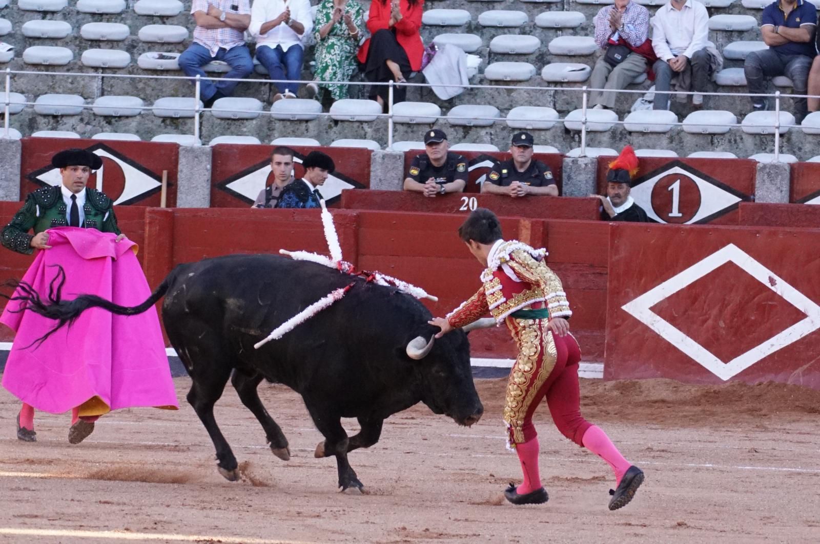 Presencia salmantina por partida doble en la primera corrida de la feria: Damián Castaño e Ismael Martín junto al mexicano Diego San Román