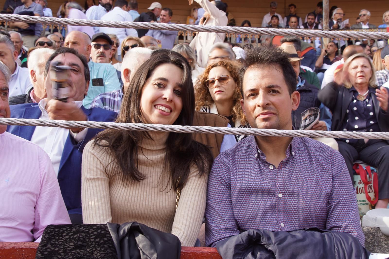 resumen-fotografico-del-ambiente-en-los-tendidos-de-la-glorieta-durante-la-corrida-concurso-22-de-septiembre-fotos-juanes-41