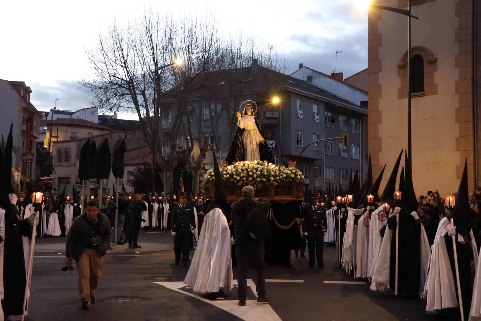 GALERÍA | Revive en imágenes la procesión de Jesús en su Tercera Caída