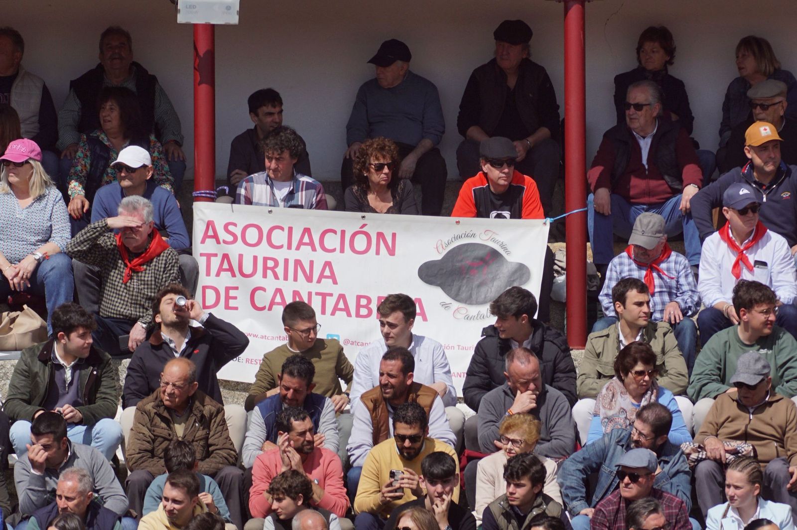 Festival taurino solidario por la esclerosis múltiple en Guijuelo