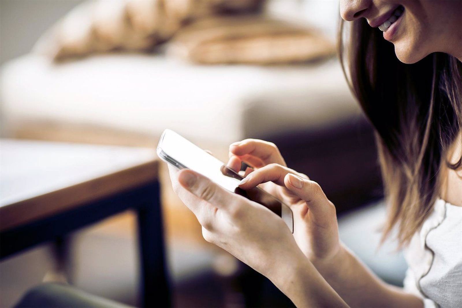 Adolescente usando móvil. | EUROPA PRESS Adolescente usando móvil. | EUROPA PRESS