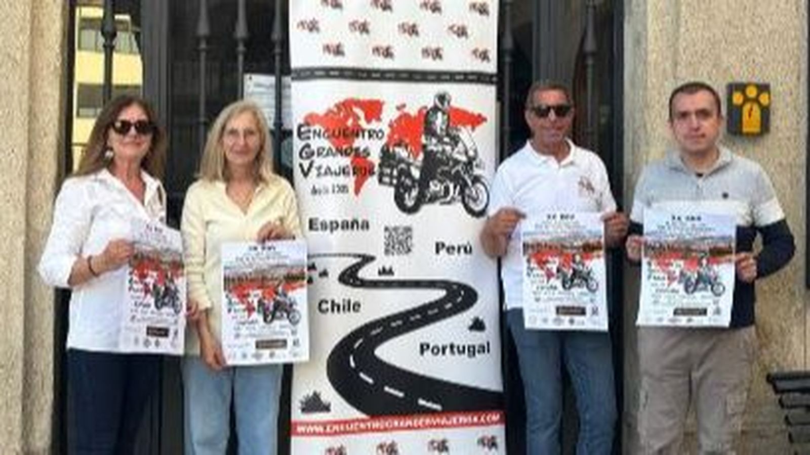 Alba de Tormes se convierte en el epicentro mundial del mototurismo con el XX Encuentro Grandes Viajeros