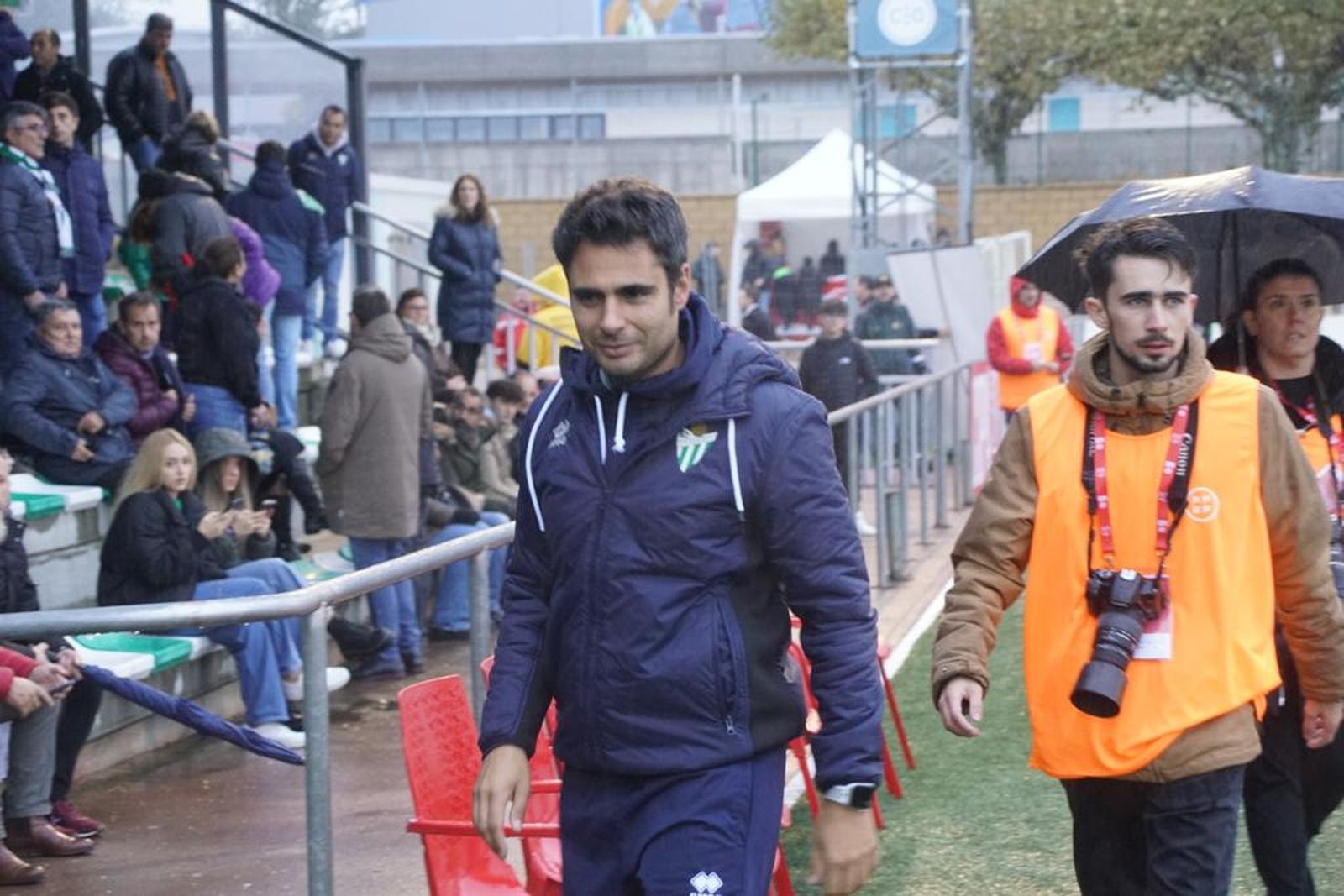 Mario Sánchez, en su etapa como entrenador del Guijuelo | FOTO JUANES