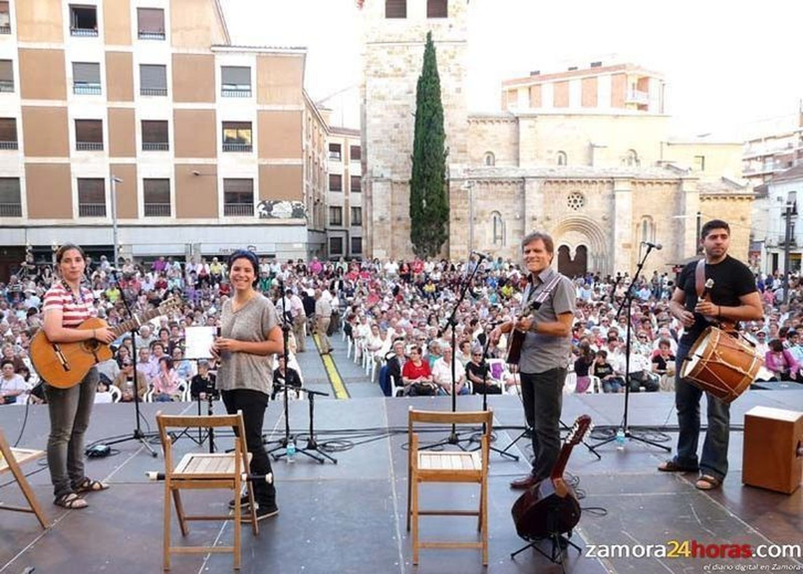 El folclore zamorano rinde homenaje a 'Narciso', de Nuez de Aliste