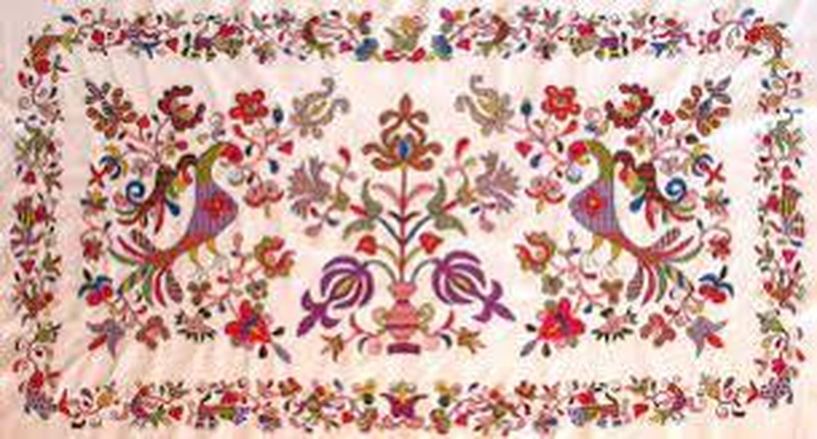  La Junta incoa el Bordado Popular de la Sierra de Francia como Bien de Interés Cultural Inmaterial 