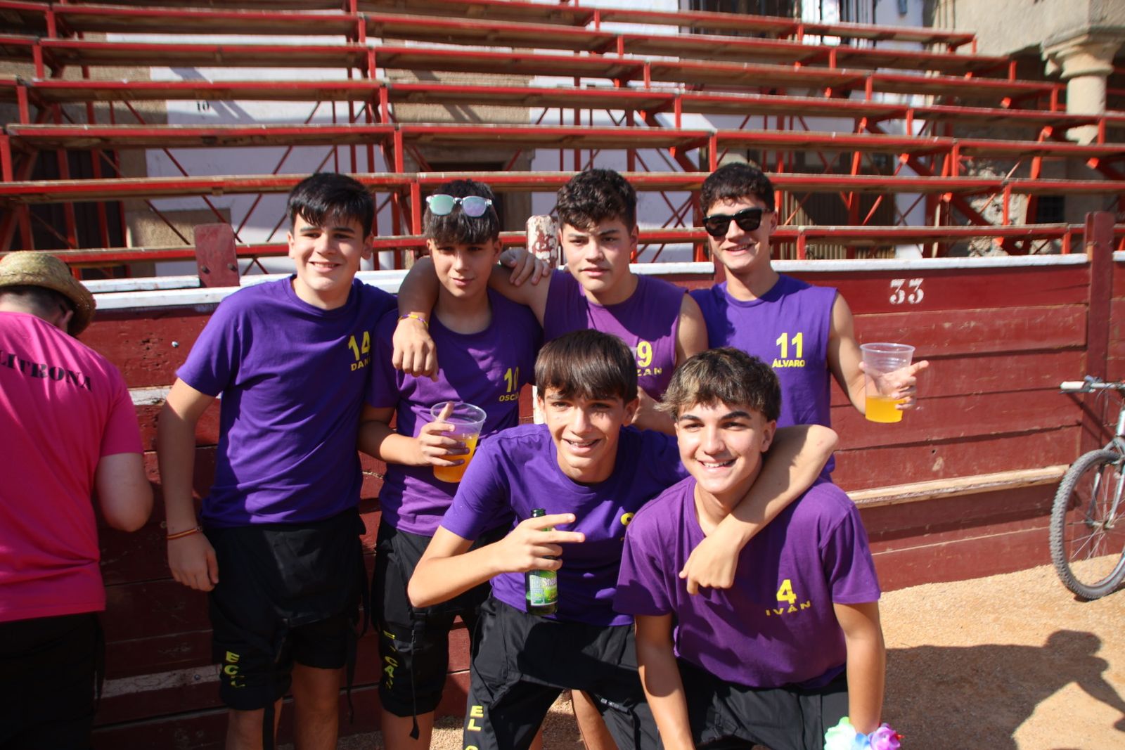 Lumbrales, encuentro de peñas, chupinazo