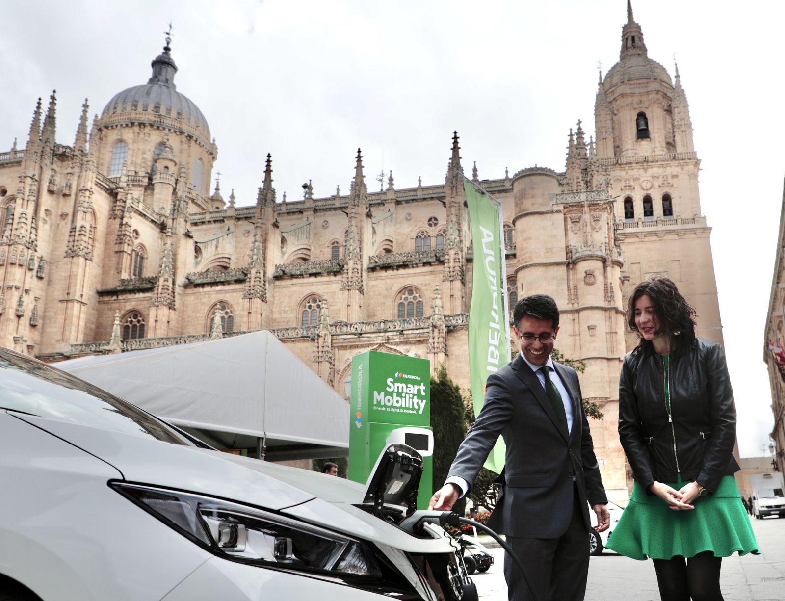 2019 10 18.  Rodriguez y García presentan en Salamanca el espacio movilidad sostenible