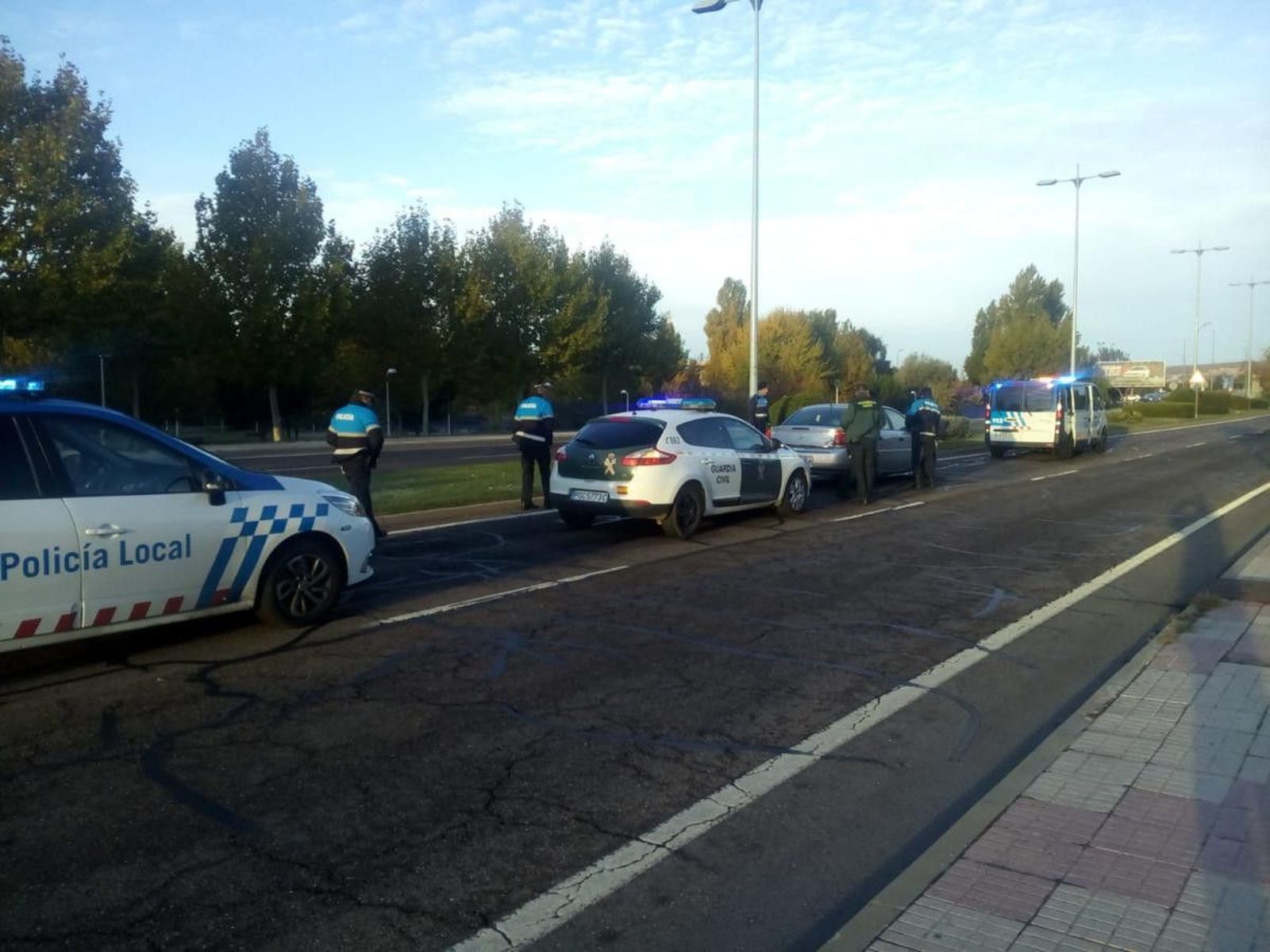 Policia paseo progreso (1)