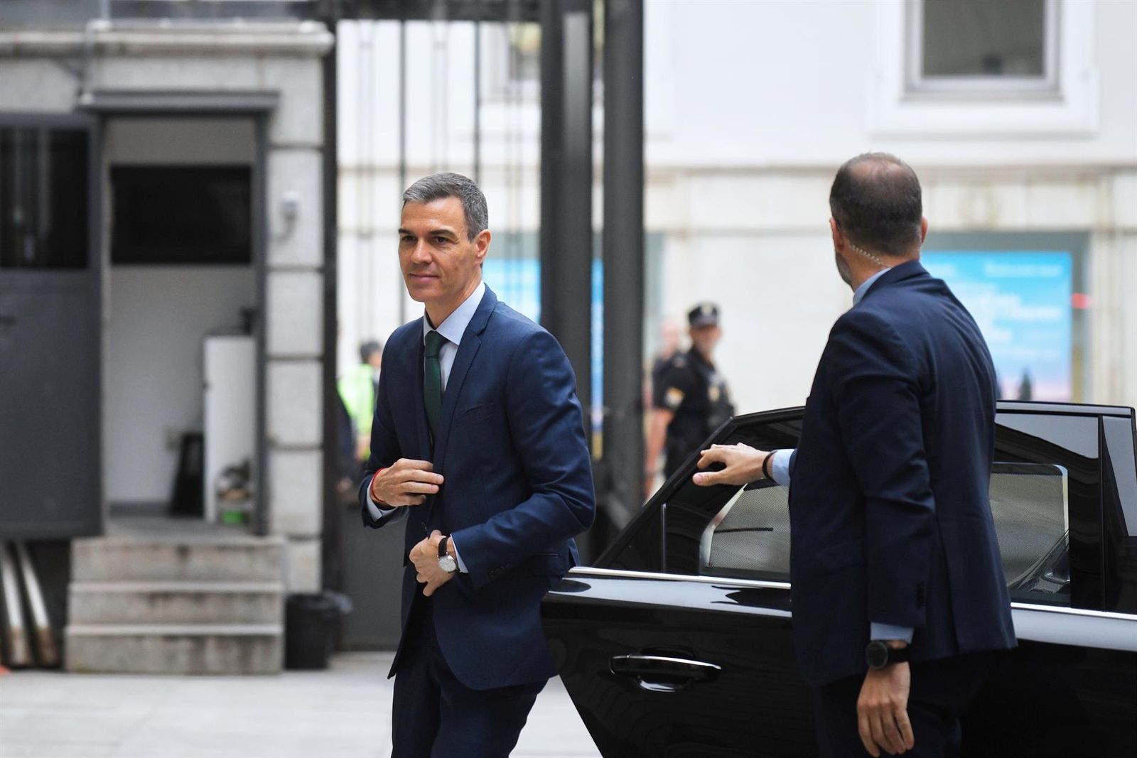 El presidente del Gobierno, Pedro Sánchez, a su llegada a una sesión de control al Gobierno, en el Congreso de los Diputados. EP El presidente del Gobierno, Pedro Sánchez, a su llegada a una sesión de control al Gobierno, en el Congreso de los Diputados. EP
