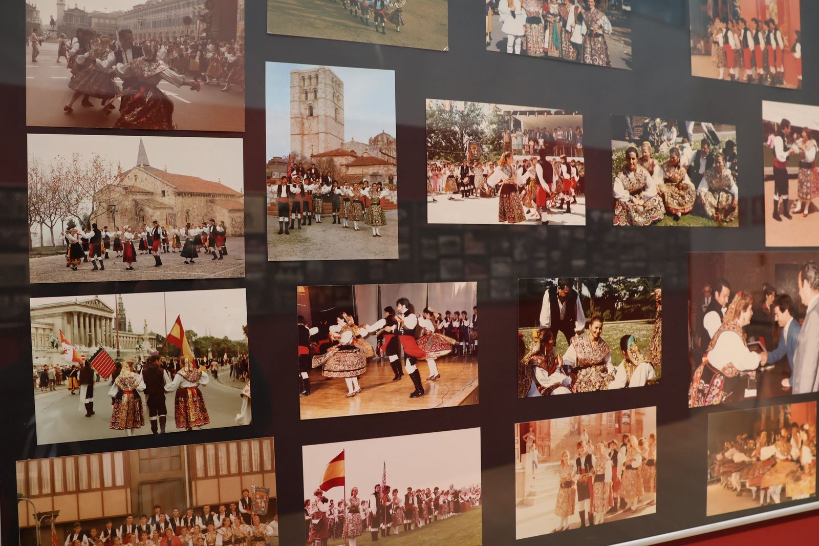 Los recuerdos de 70 años del grupo Doña Urraca en imágenes