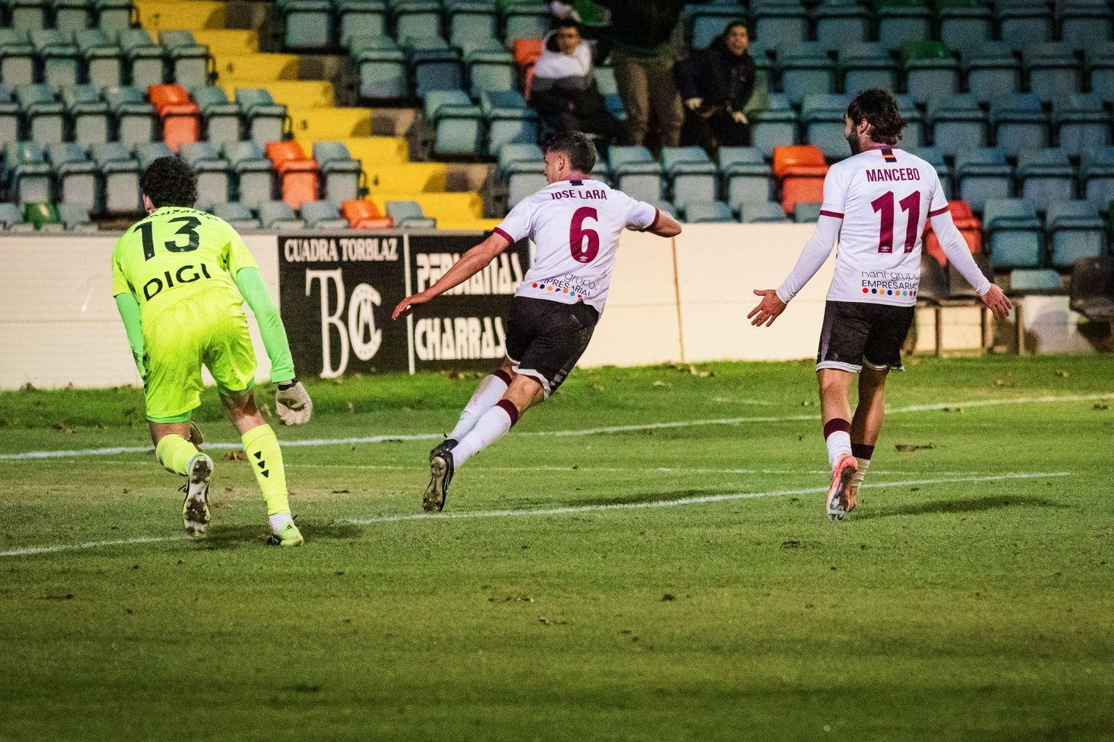Salamanca CF UDS – Burgos Promesas. Estadio Helmántico