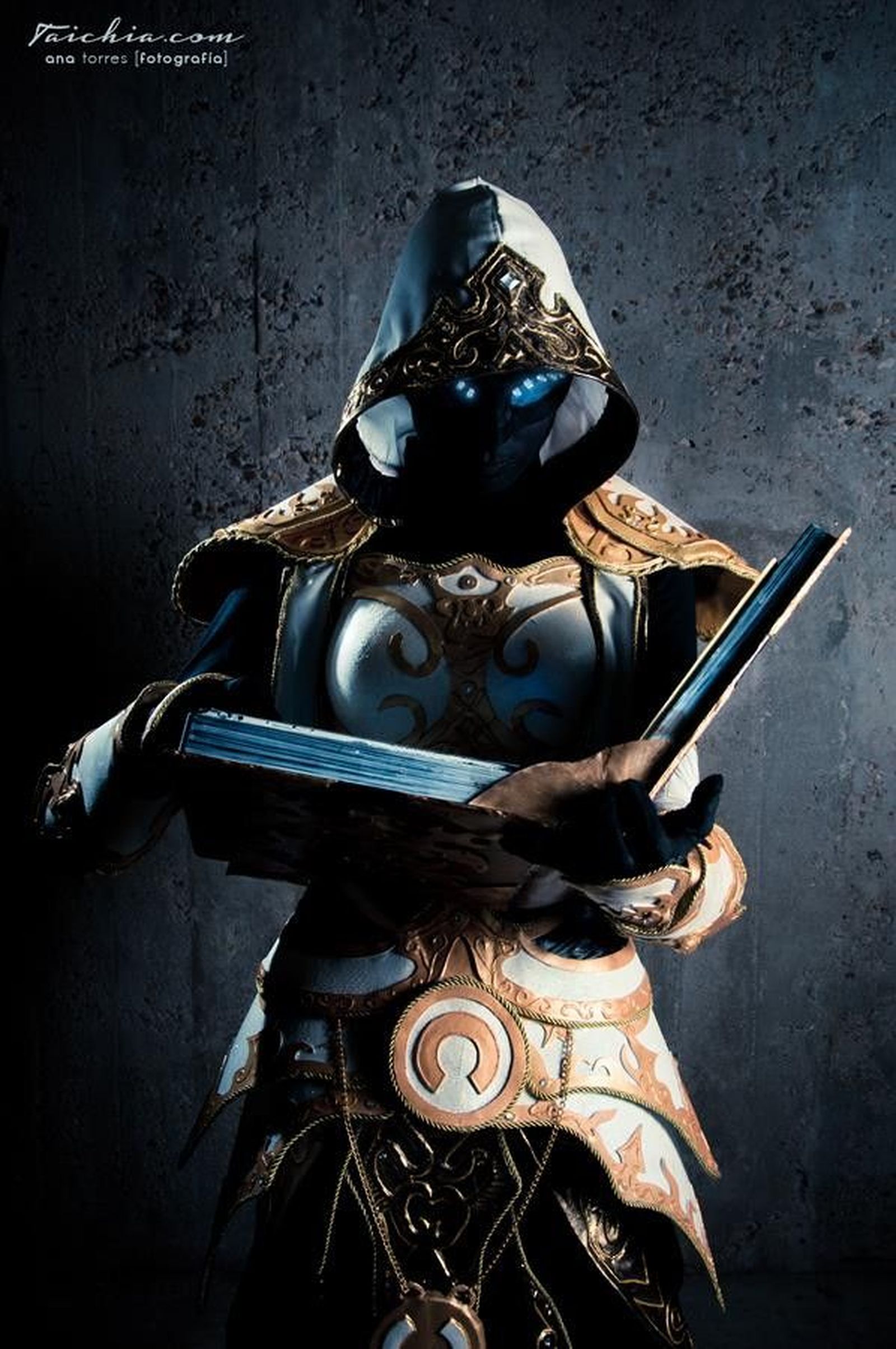 Fotografo Taichia, cosplay Sister Benedron tier 5, cosplayer Nagy Wolfire (naghore maillo) (Copy)