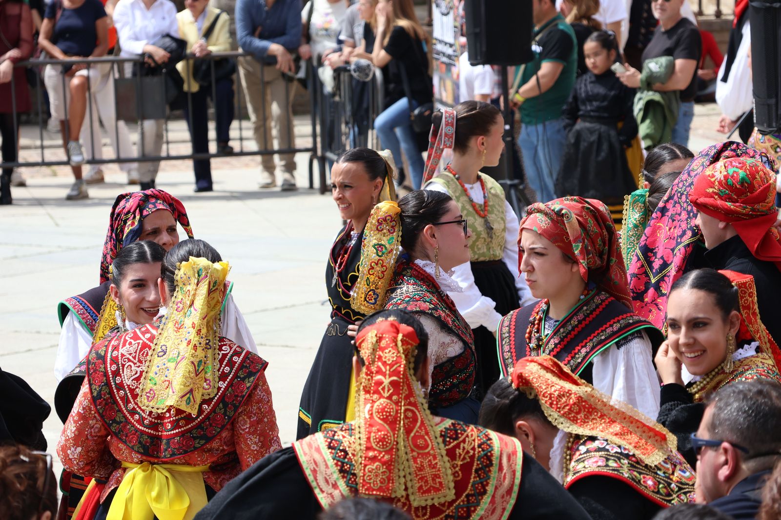 el-bolero-de-algodre-en-la-plaza-de-la-catedral-61