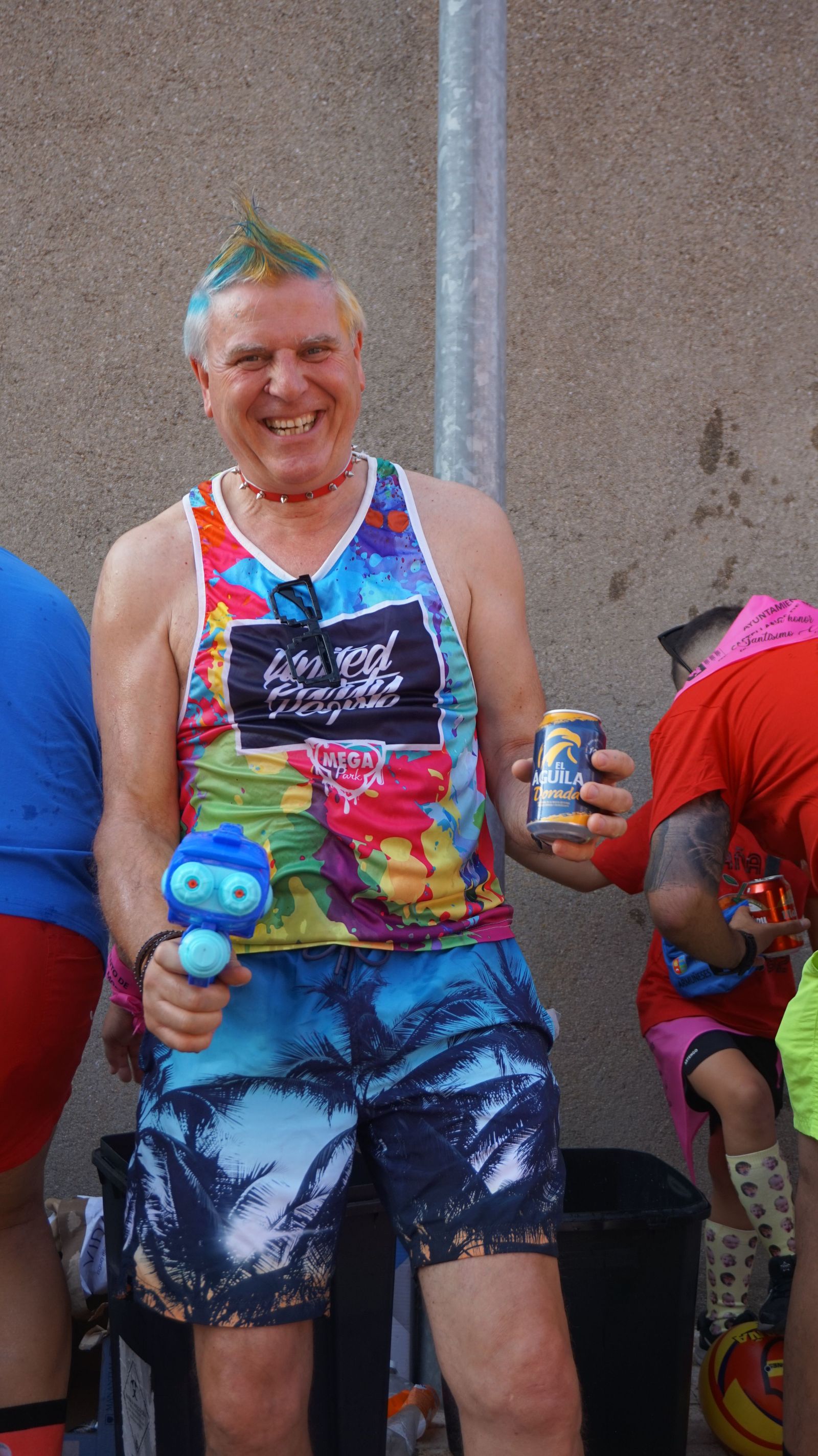 desfile-de-penas-en-castellanos-de-moriscos-38