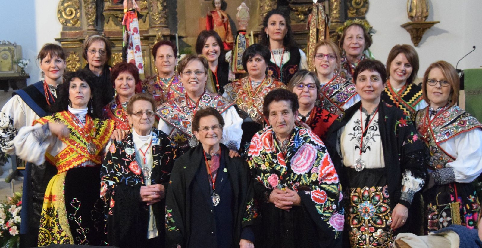 Andavías cumple con la tradición bajo el temporal