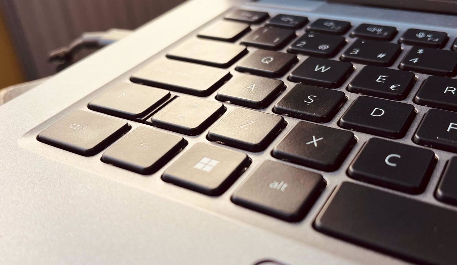 Detalle de la tecla Windows en un ordenador portátil.   EUROPA PRESS   Archivo