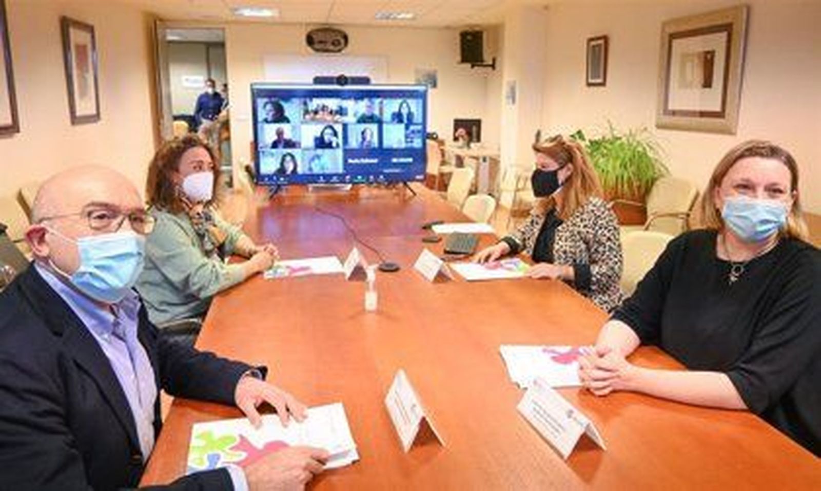 Reunión en la Consejería de Igualdad de Castilla y León. Foto EP