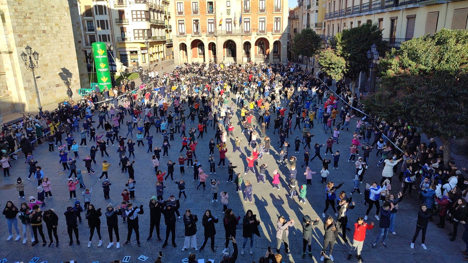el-colegio-medalla-milagrosa-baila-por-la-paz-23