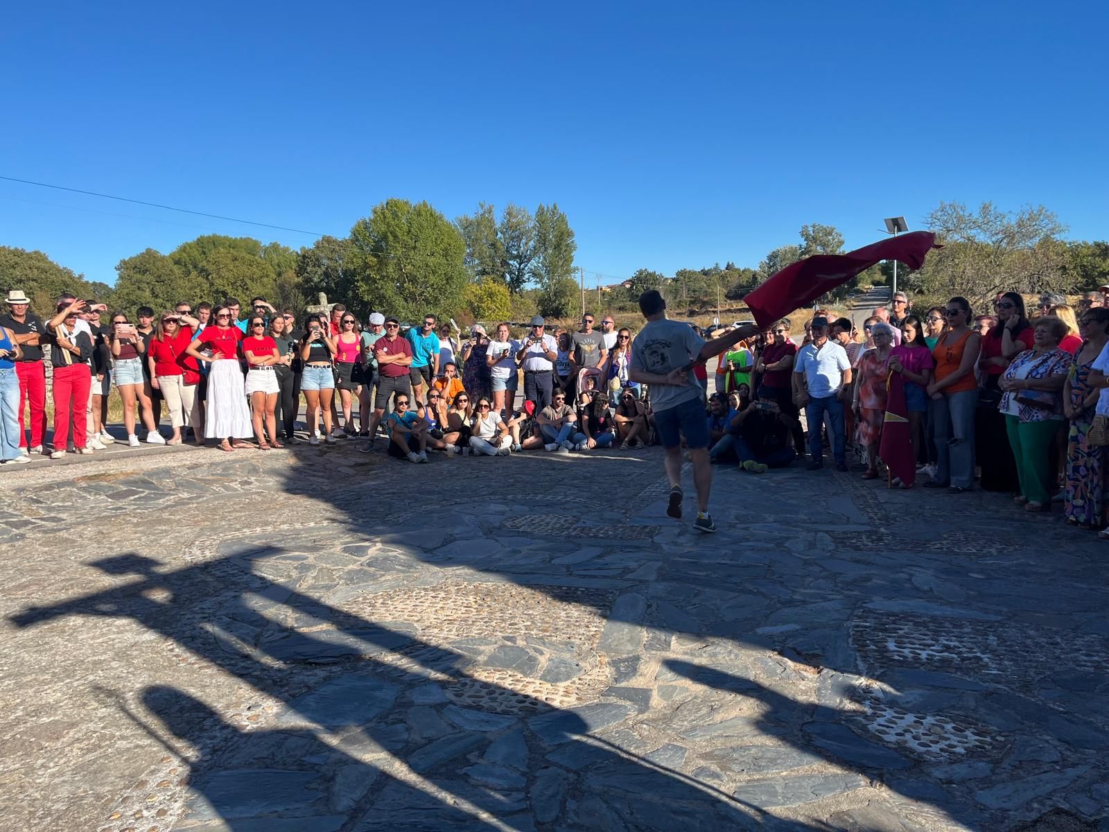 Bajada del Cristo a la ermita Barruecopardo (23).jpeg