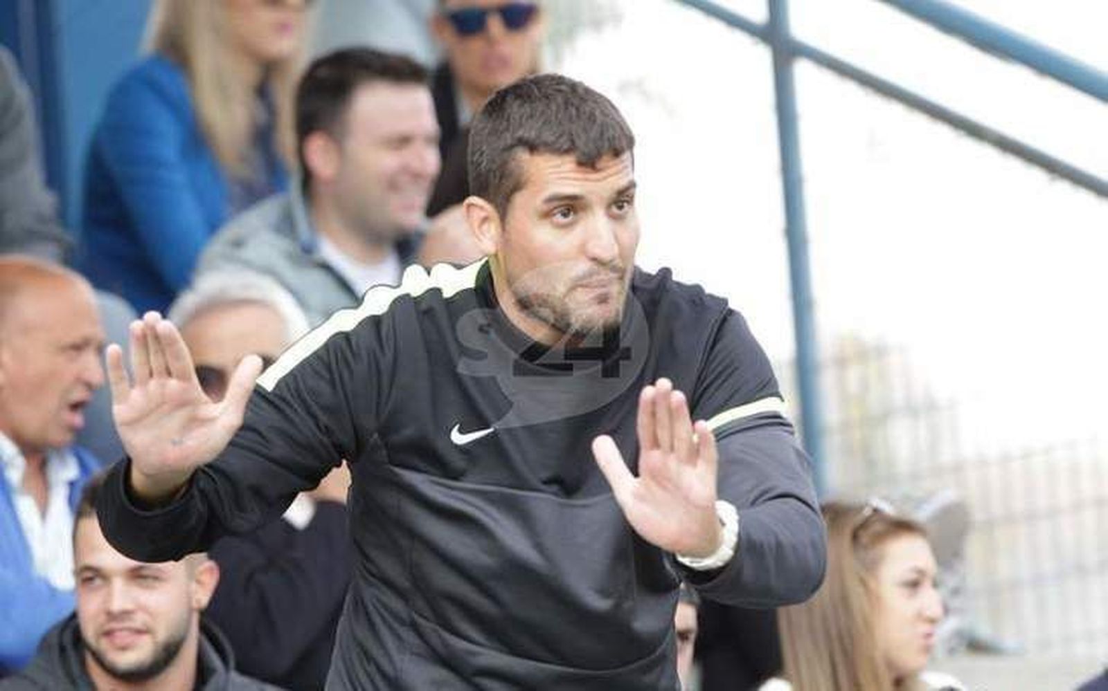 Aris Marcos renuncia a 5.500 euros en su despedida de Ciudad Rodrigo