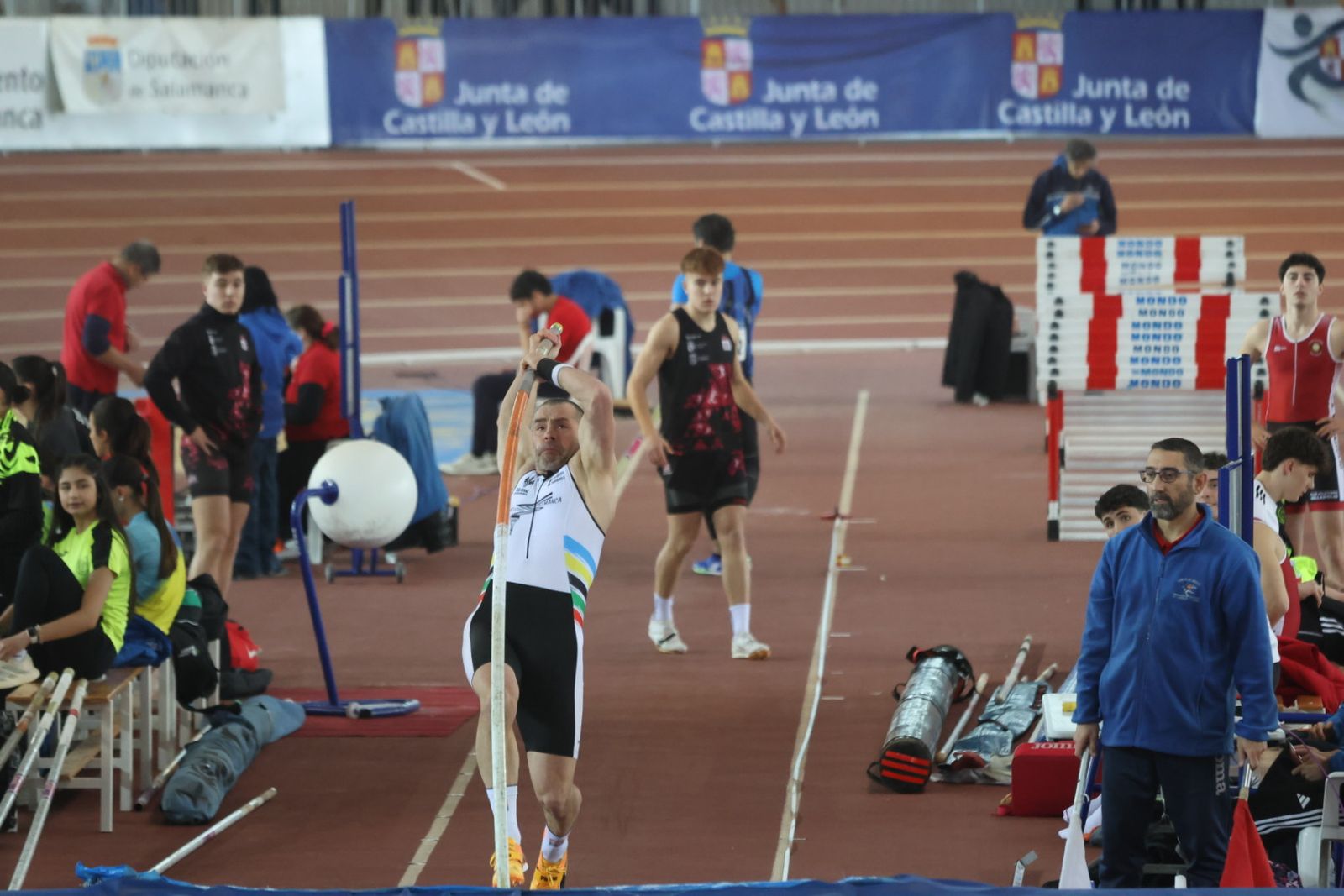Campeonato Autonómico Absoluto de atletismo.