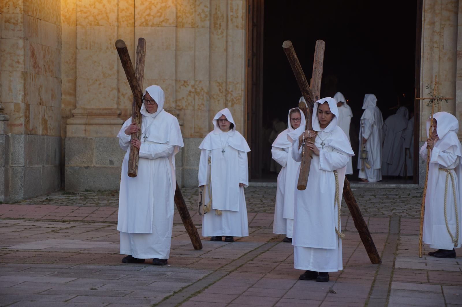 f2920ea3-b20a-4156-8c29-082a70159bd0