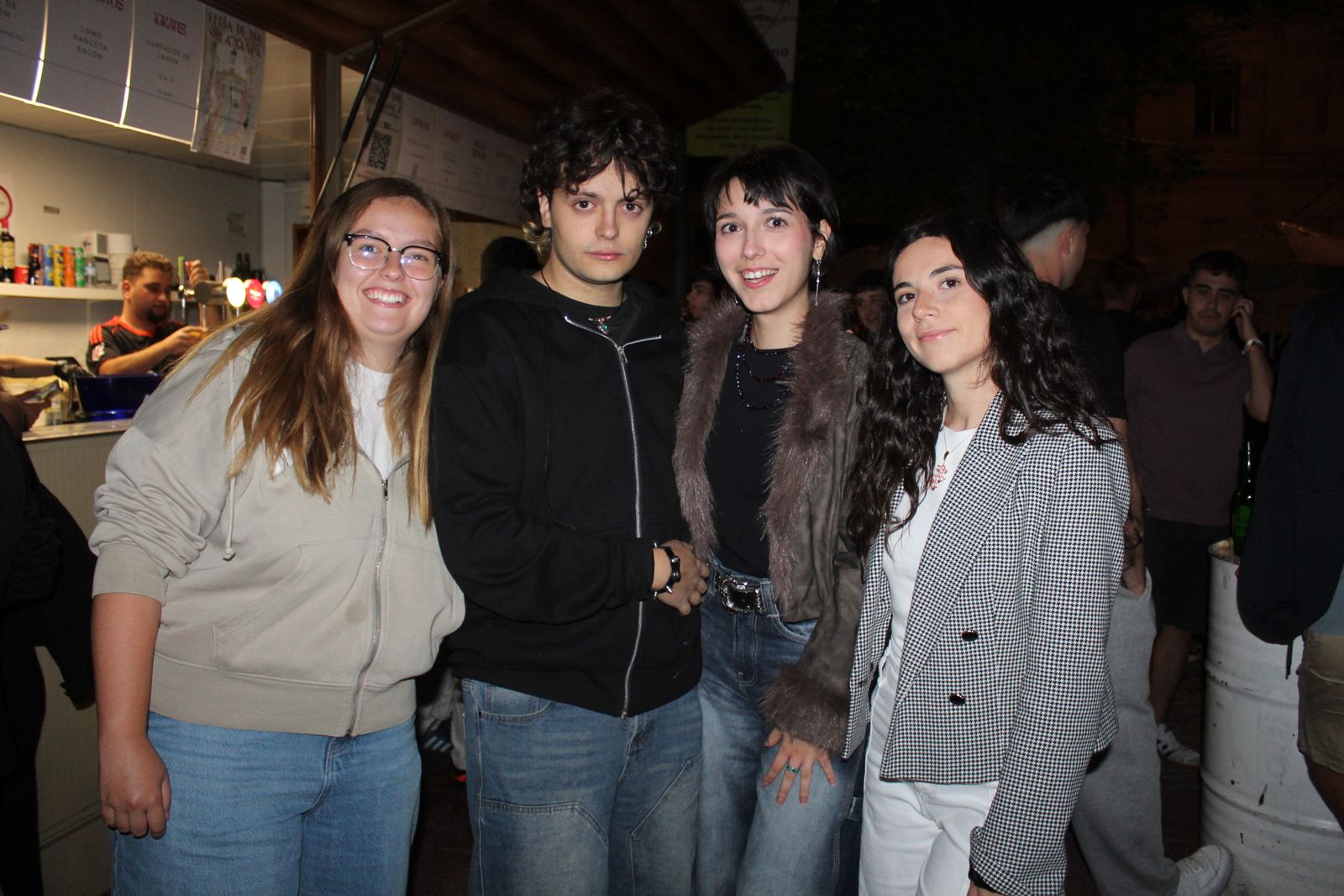 Cientos de personas disfrutan en la Feria de Día durante este martes en Salamanca