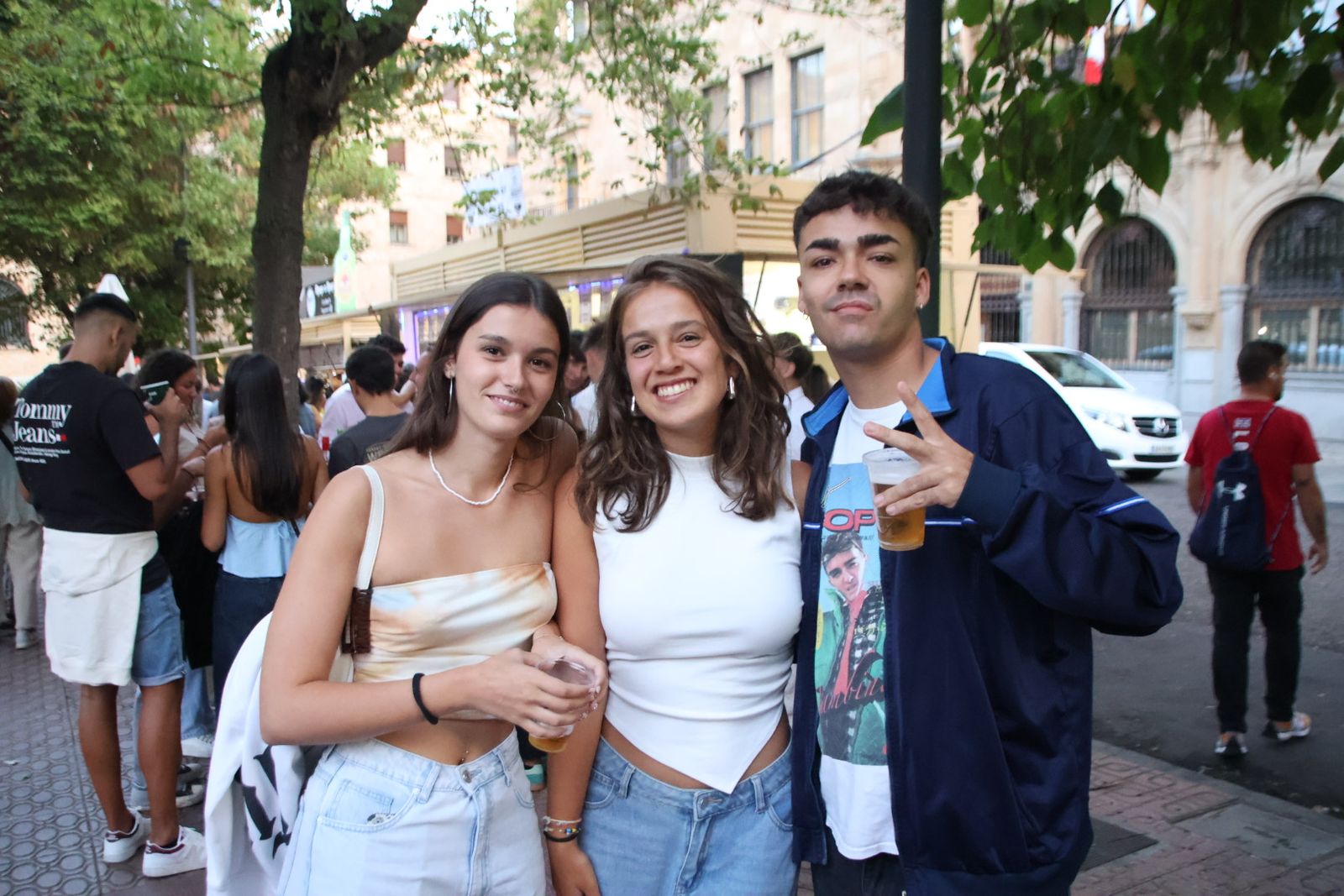 Ambiente de las casetas el  jueves por la tarde noche