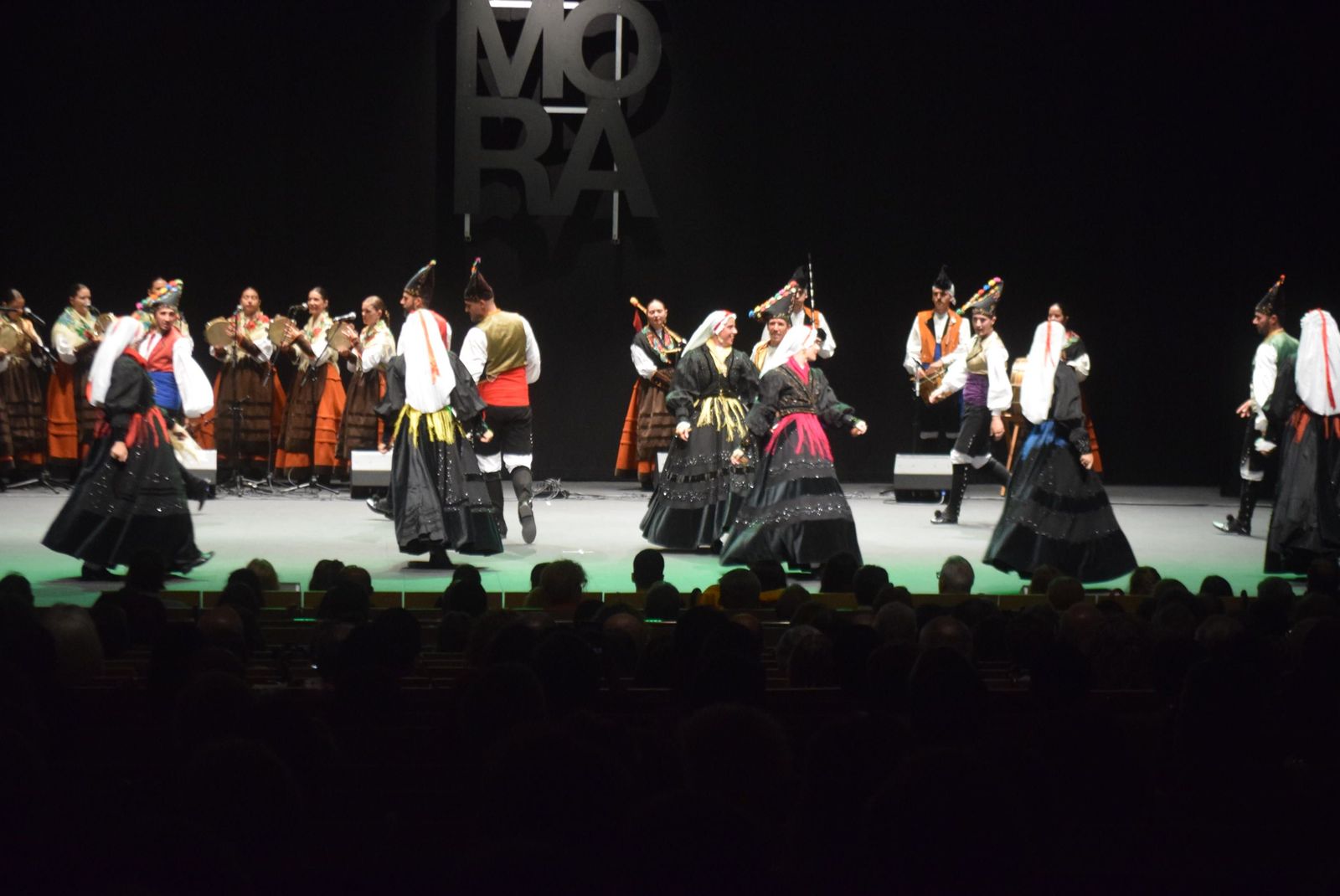 gala-de-clausura-del-festival-internacional-de-folklore-de-zamora-59