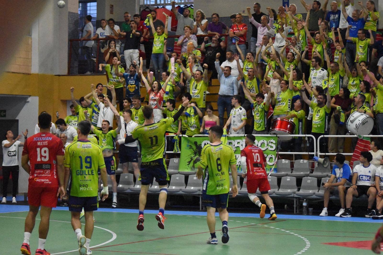 whatsapp-image-2025-05-16-at-21-55-21