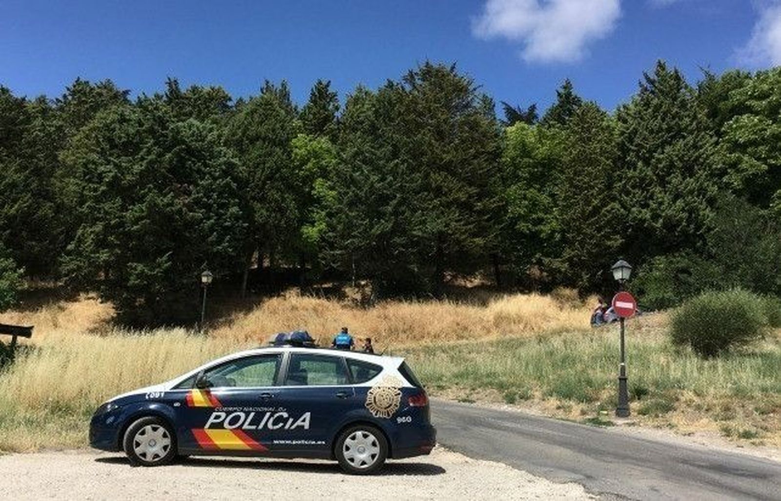 La Policía evita que un hombre se autolesione en Burgos con un cuchillo