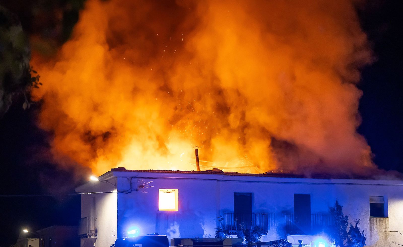 Incendio en dos viviendas en Águeda. Vicente. ICAL