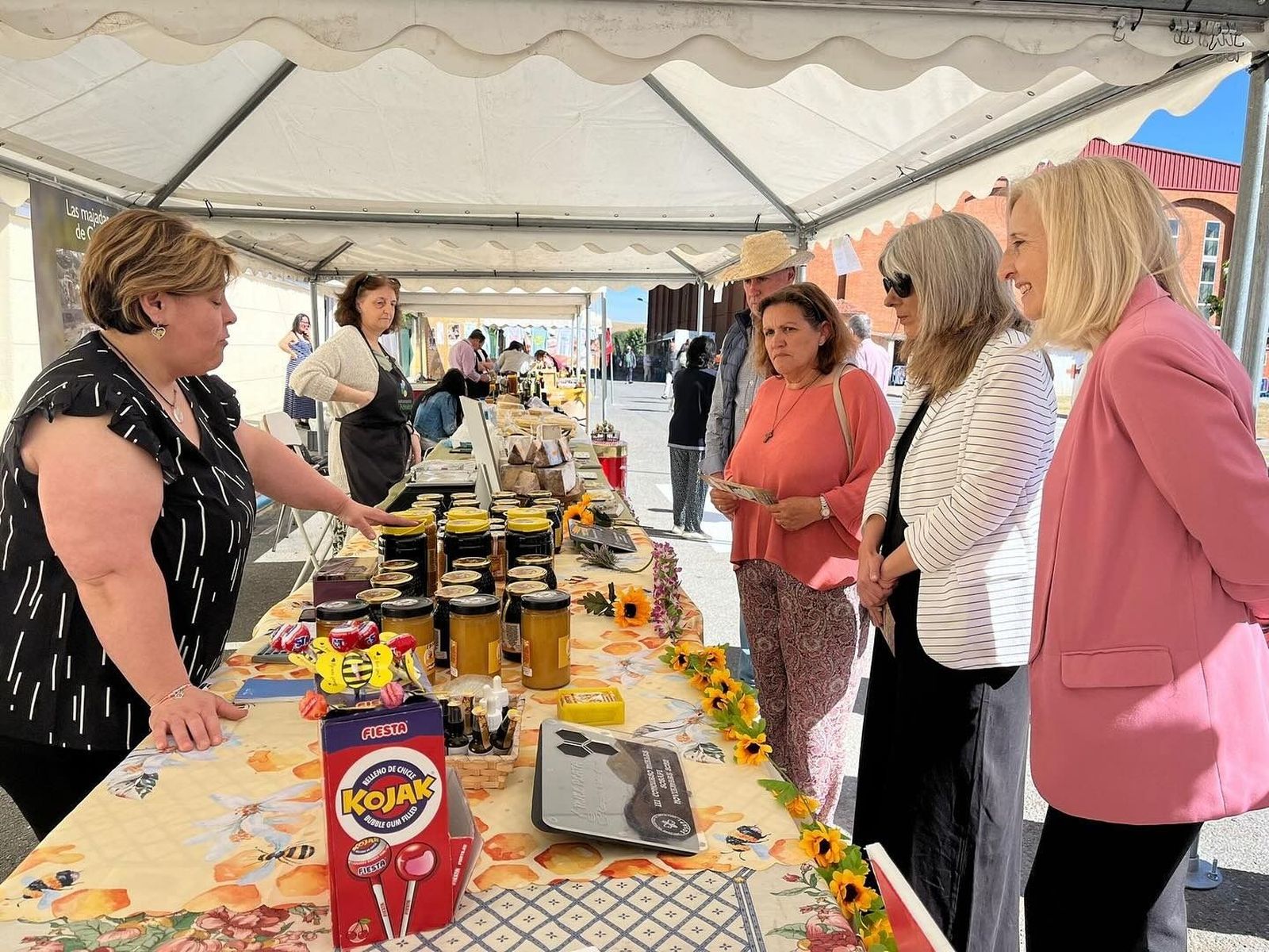 Alba de Tormes se prepara para un fin de semana de feria, gastronomía, motos y caravanas. Foto Ayuntamiento Alba de Tormes Alba de Tormes se prepara para un fin de semana de feria, gastronomía, motos y caravanas. Foto Ayuntamiento Alba de Tormes
